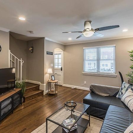 Beautiful 3Br 2Ba House With Cozy Backyard By Cozysuites Alexandria Ngoại thất bức ảnh